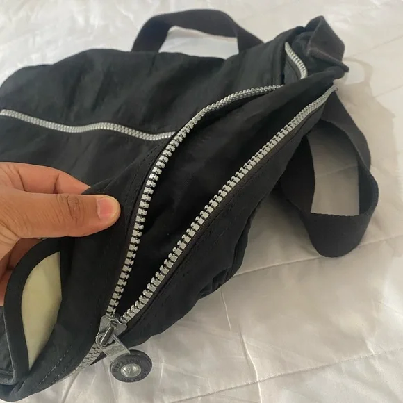 Kipling messenger bag - Picture 9 of 12